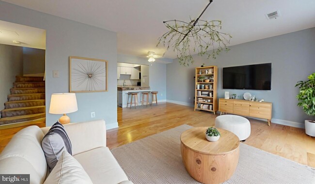 Photo - 2625 Wagon Dr