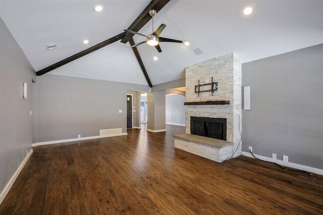 Photo - 2412 Ables Dr