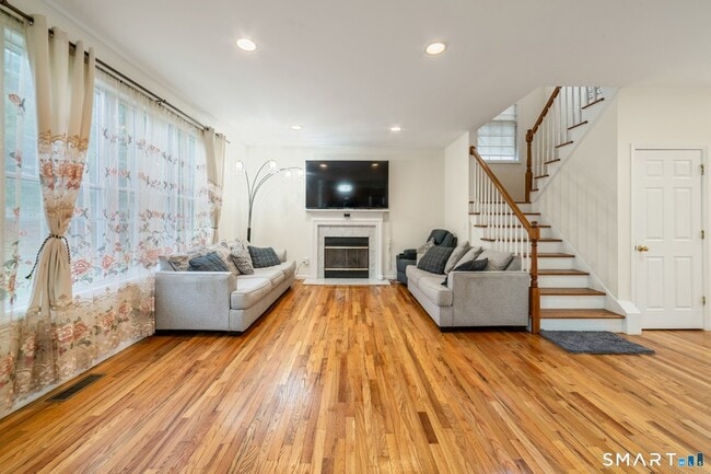 Photo - 9 Gettysburg Rd