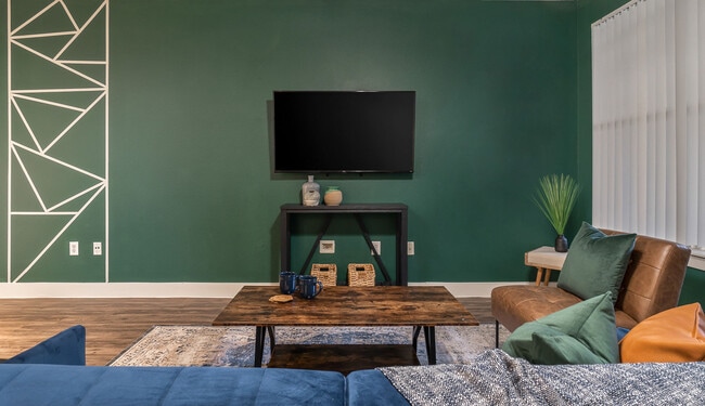 Photo - 13005 Meandering Way Unit ID1018228P