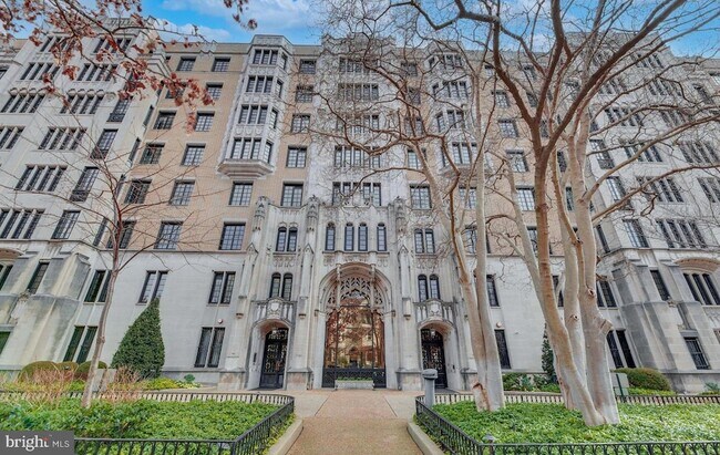 Photo - 1701 16th St NW Unit 410