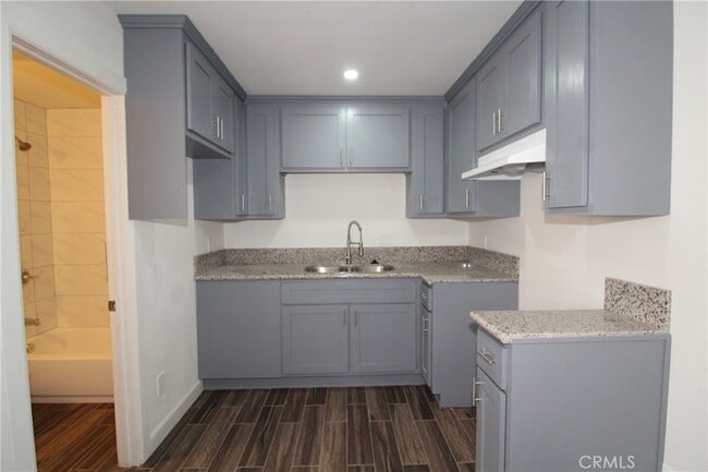 Photo - 4986 Southern Ave Unit D