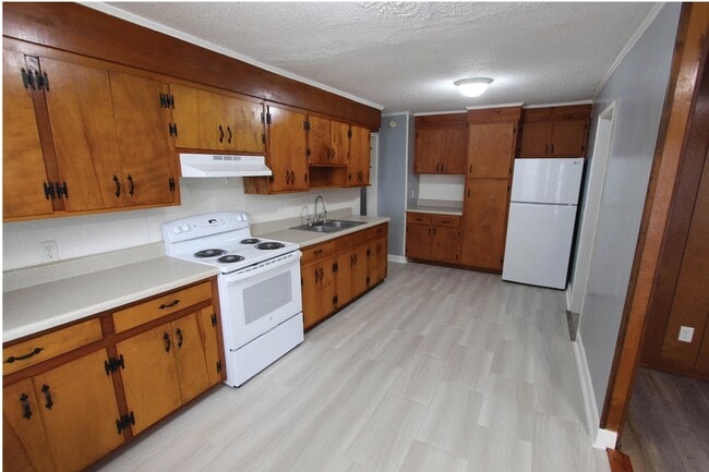 Photo - 934 Bluebird Rd