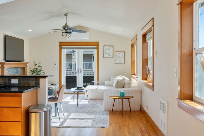 Photo - 3006 SW Hinds St Unit SI ID1499147P