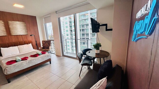 Photo - 227 NE 2nd St Unit FL23-ID1261242P