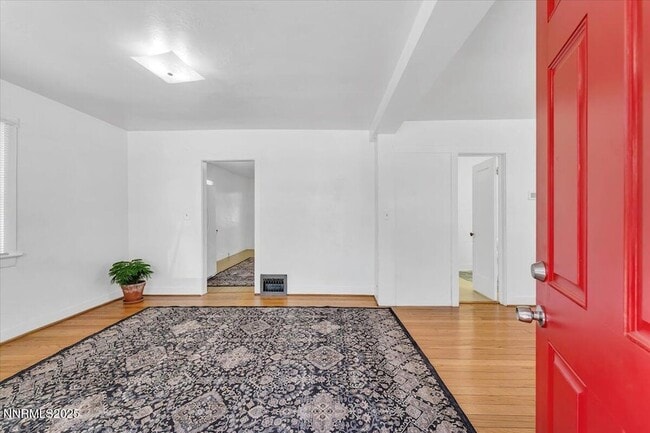 Photo - 1145 Seminary Ave