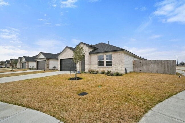 Photo - 1139 Hughes Crossing Dr