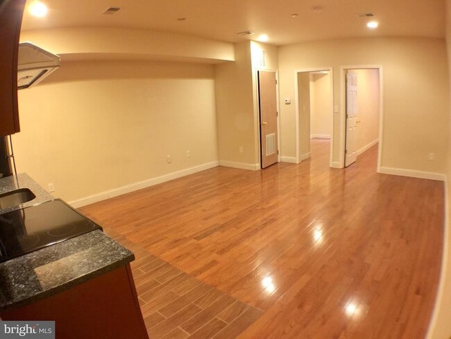 Photo - 1241 Vine St