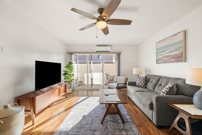 Building Photo - 3030 Suncrest Dr Unit ID1288271P