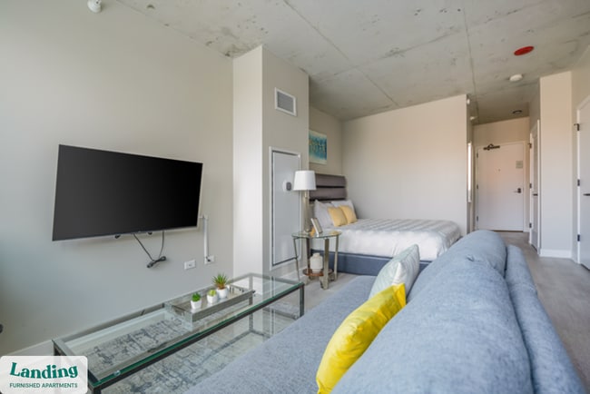 Photo - 4611 N Broadway Unit 214.1405812