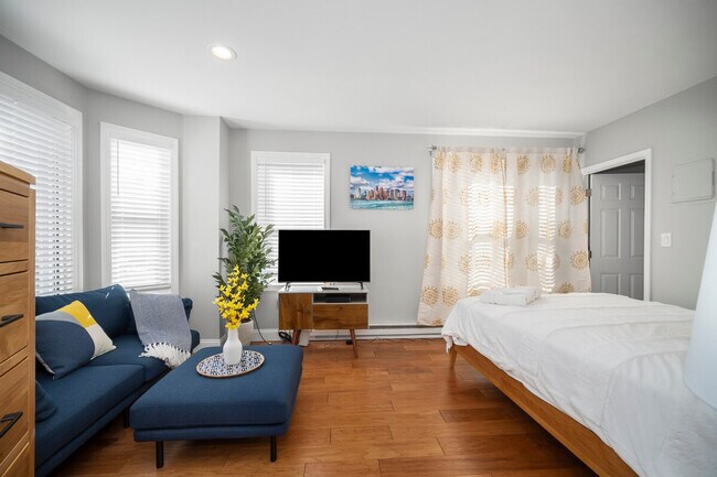 Photo - 476-498 Hanover Saint Exd-SI ID1364248P Unit SI ID1364248P