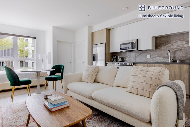 Building Photo - 511 S Harbor Blvd Unit FL5-ID1333