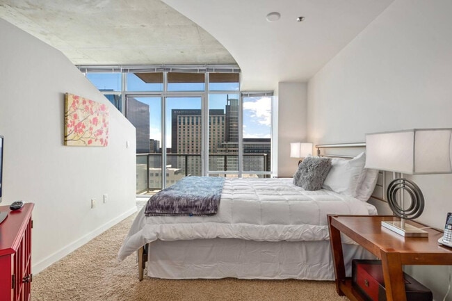 Photo - 911 15th St Unit ID1013121P