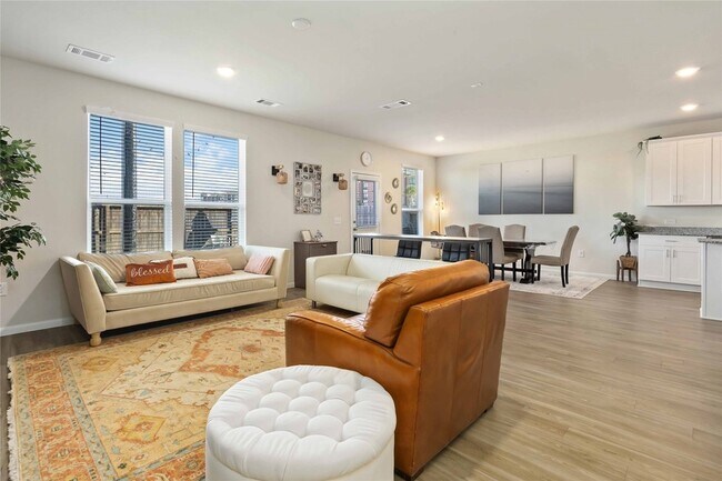 Photo - 6434 Lakeview Haven Dr