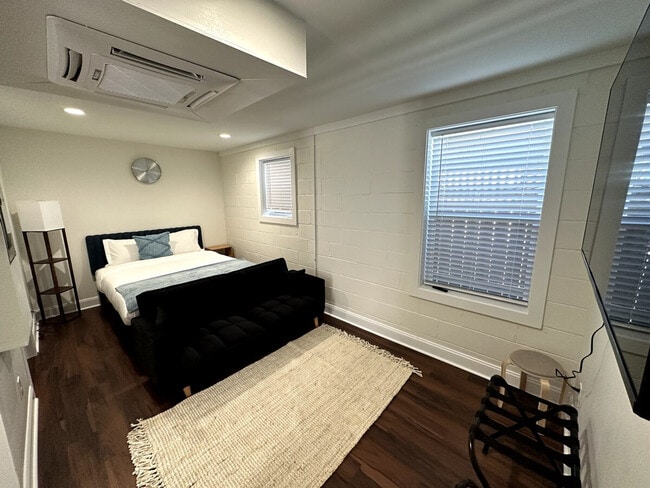 Photo - 221A Crest Ln Unit ID1234789P