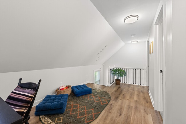 Photo - 19620 Ormiston Ave Unit ID1061059P