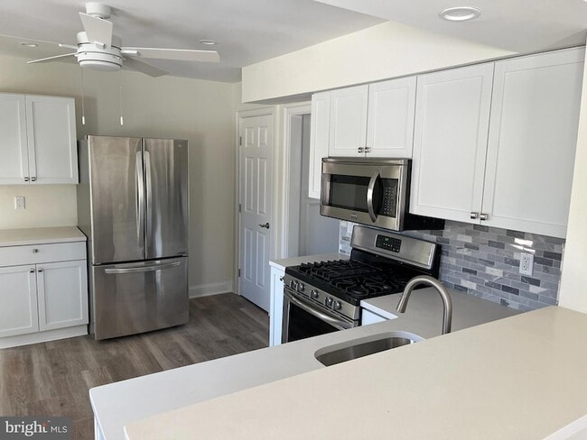 Photo - 115 Carrie Ln