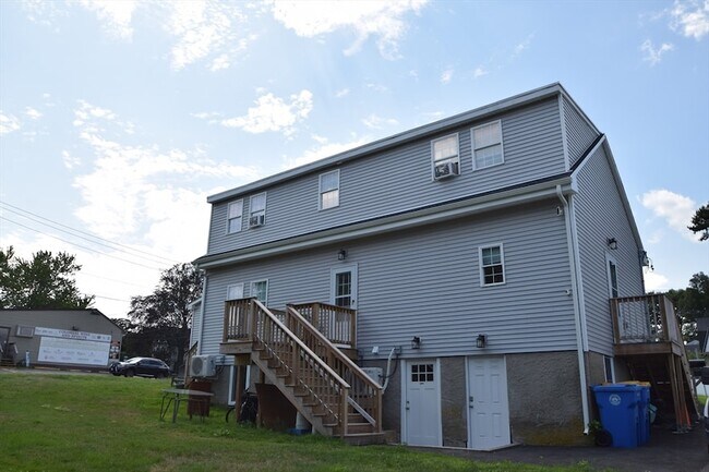 Photo - 909 North St Unit A