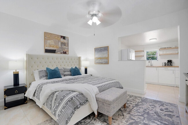 Photo - 975-977-977 SW 10th St Unit ID1323981P