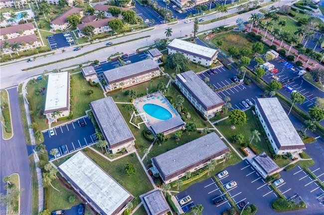 Photo - 130 N Collier Blvd
