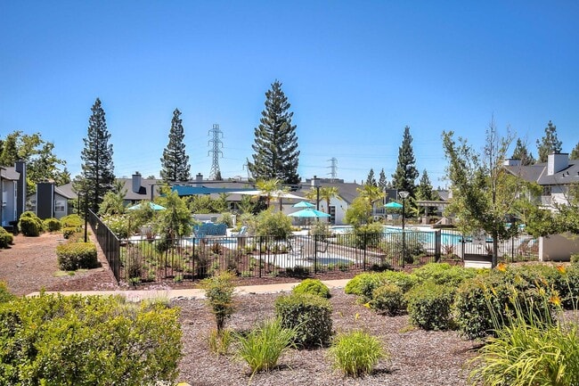 Photo - Rosemeade at Olympus Pointe