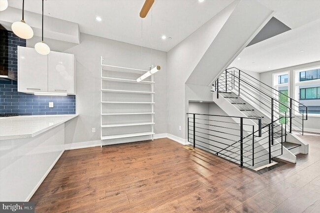 Photo - 602 N 5th St