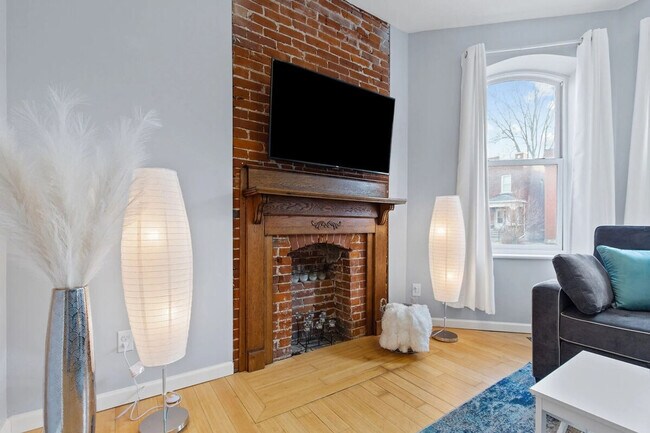 Photo - 2366 Lawrence St Unit SI ID1472894P