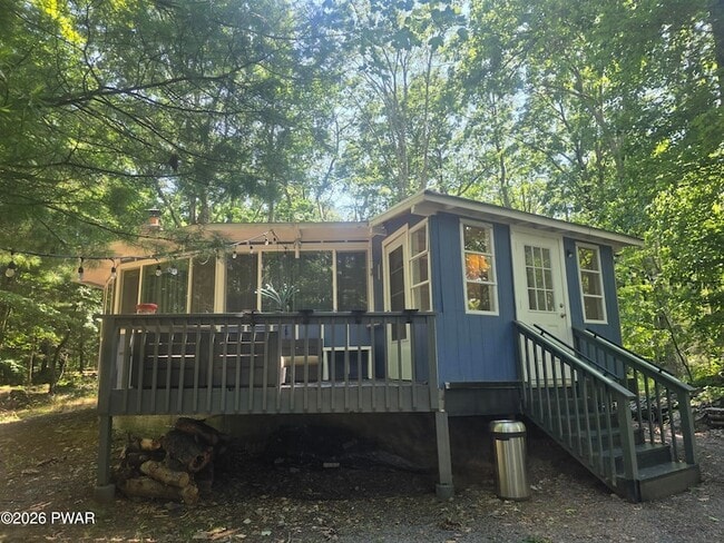Photo - 127 Longridge Dr