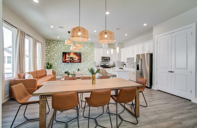 Photo - 8320 Curry Rd Unit ID1391267P