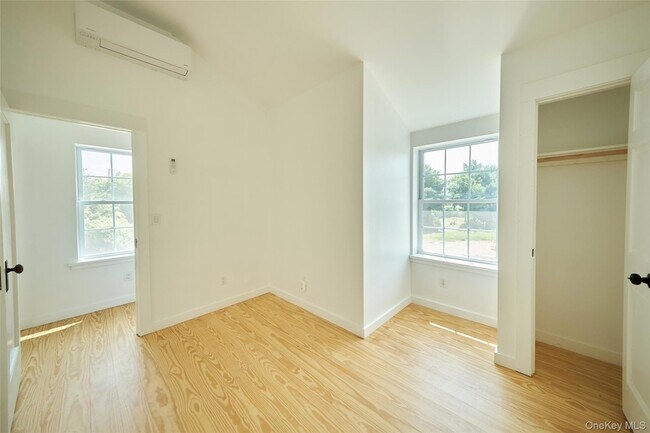 Photo - 5728 209 Unit 6F