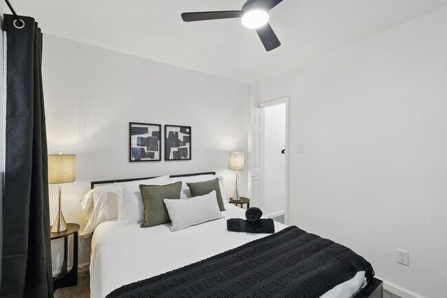 Photo - 2336 Minnie St Unit SI ID1514809P