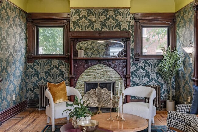 Photo - 258 W Market St Unit SI ID1496040P