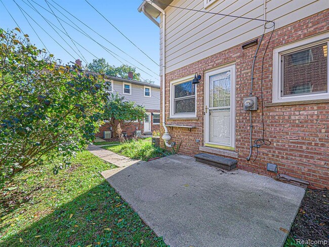 Photo - 421 S 7th St