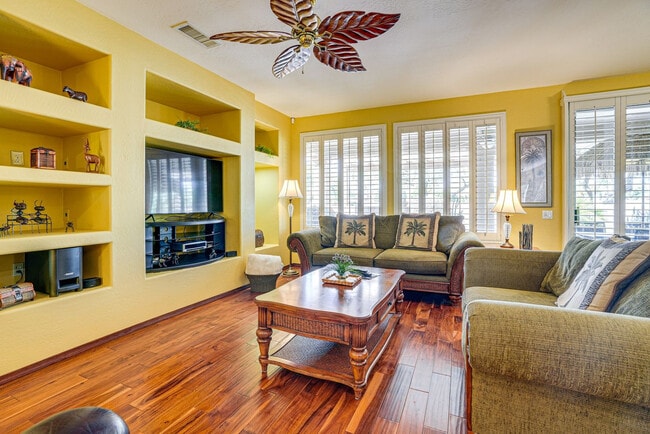 Building Photo - 19212 N Tallowood Way Unit SI ID1546405P