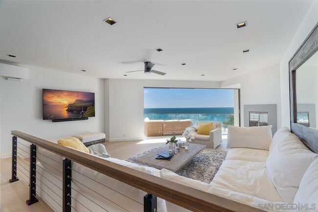 Building Photo - 135 S Sierra Ave Unit 32