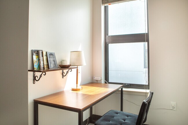 Photo - 333 W State St Unit ID1379056P