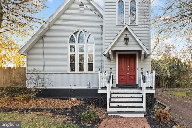 Photo - 230 Washington St