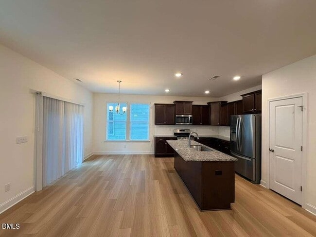 Photo - 109 Steel Springs Ln