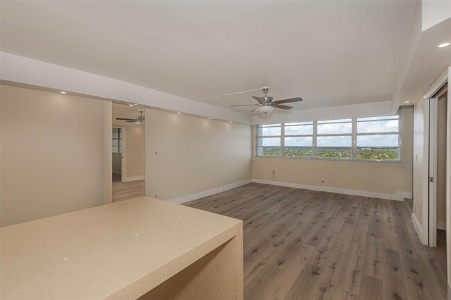 Photo - 1400 S Ocean Dr Unit 1605