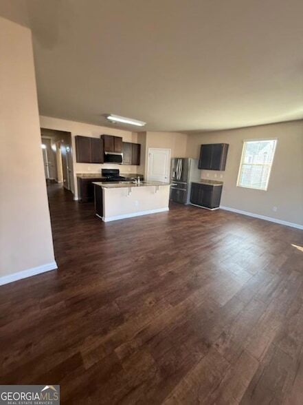 Photo - 101 Woodbridge Trl