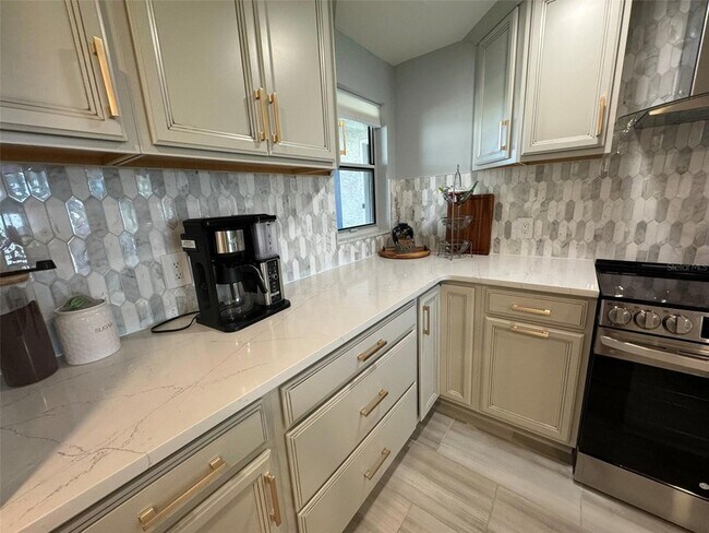 Photo - 5537 Sea Forest Dr Unit 208