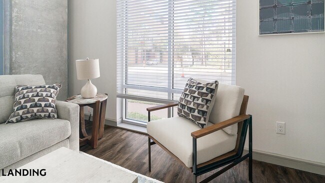Photo - 1711 Caroline St Unit 106