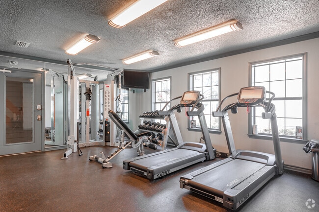 Fitness Center - Fieldcrest Apartments