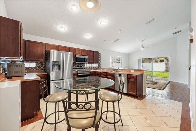 Photo - 2743 Stanwood Dr