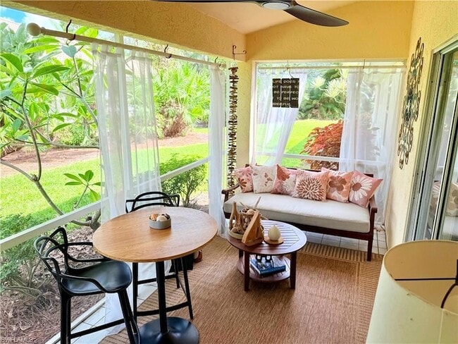 Building Photo - 337 Emerald Bay Cir