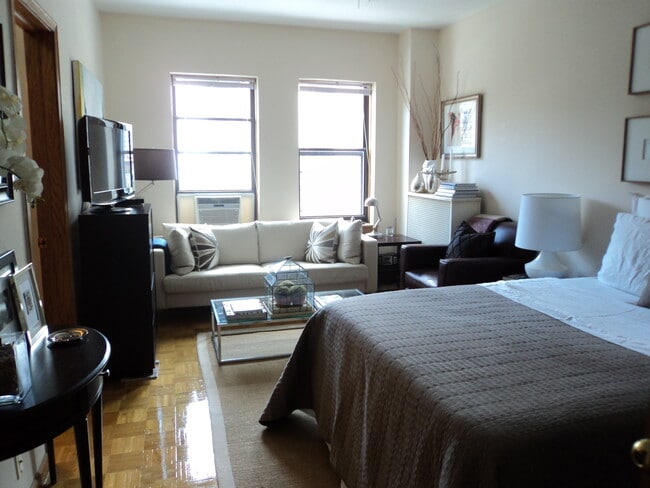 Photo - Dearborn North