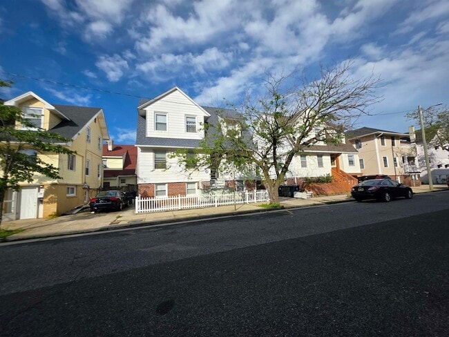 Photo - 45 N Windsor Ave
