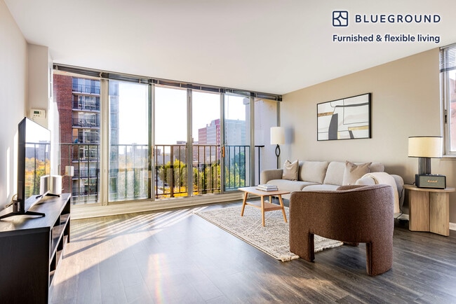 Building Photo - 901 S Ashland Ave Unit SI FL6-ID1338