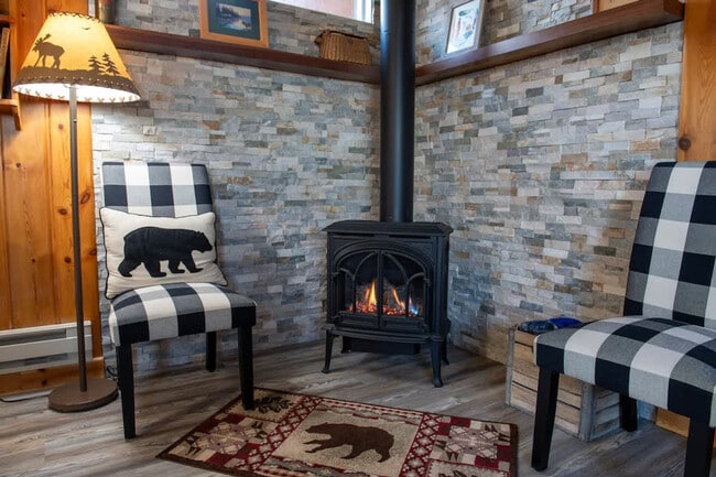 Photo - 1711 Fischer Ln Unit ID1310738P