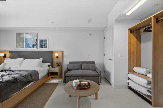 Photo - 159 NE 6th St Unit SI FL32-ID1032199P